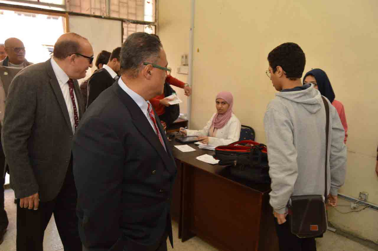 Vice President of Ain Shams University visits the headquarters of the 100 million health initiative at the Faculty of Education