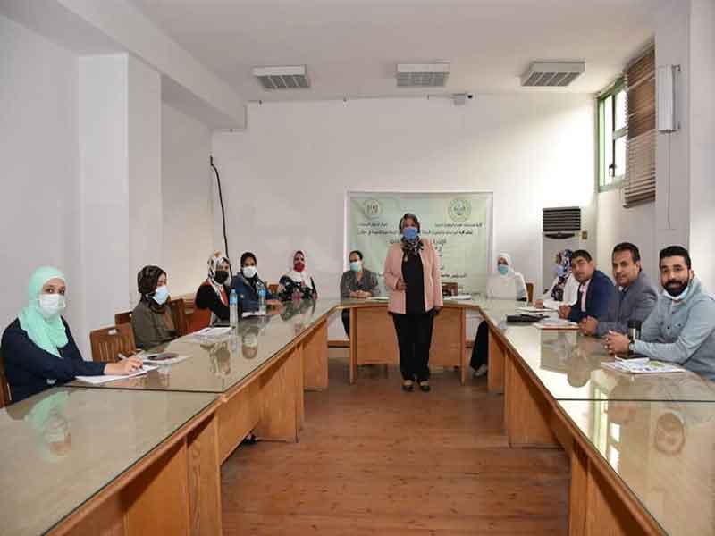 Symposium about waste management in the Faculty of Graduate Studies and Environmental Research