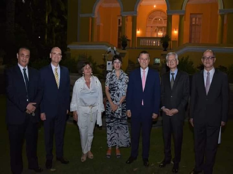 The French Ambassador receives the President of Ain Shams University... Celebrating 25 years of the graduation of the first batch of the French language study program at the Faculty of Business