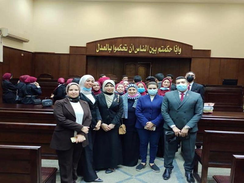 Faculty of Law students in a visit to the Economic Court